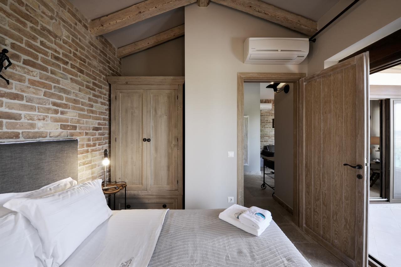 By The Sea Luxury Suites Limenas  Ngoại thất bức ảnh